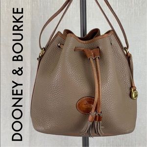 👑 DOONEY & BOURKE LARGE BUCKET SHOULDER BAG 💯AUT